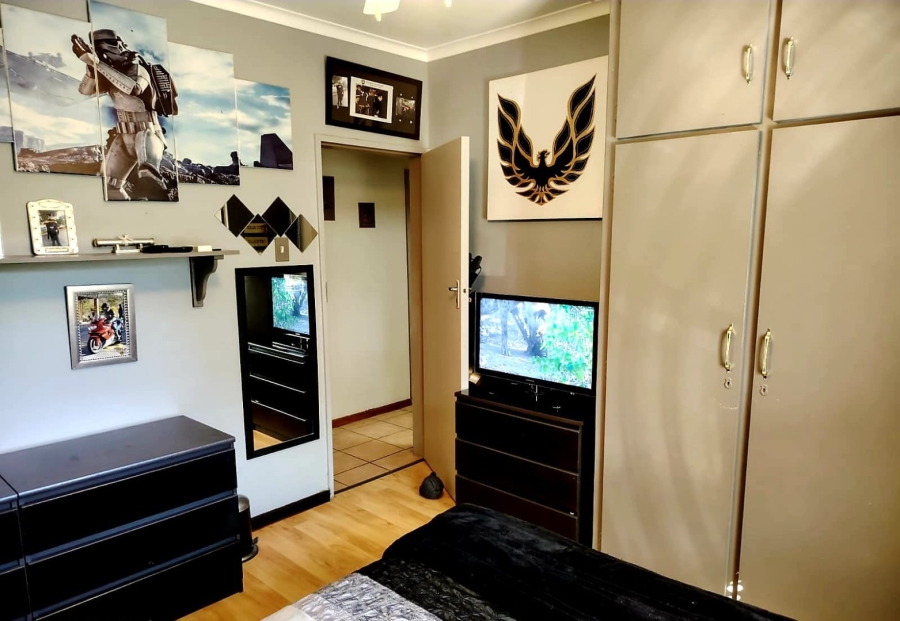 4 Bedroom Property for Sale in Beacon Bay Eastern Cape
